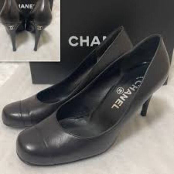 Authentic Chanel Leather Round Toe Pumps - Sz 40 - Picture 1 of 13